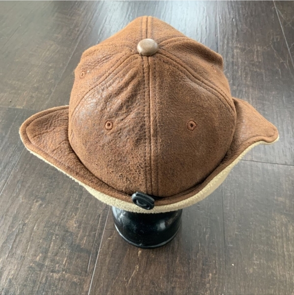 Territory Ahead Leather Insulated Fleece-lined Cap Hat with Ear & Neck Flaps - Picture 2 of 8